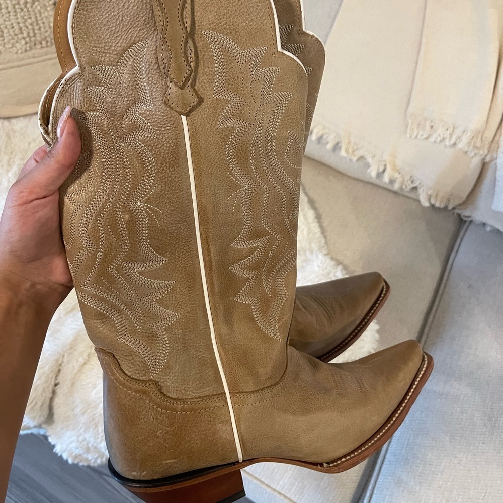 Authentic Boot Barn cowboy boots